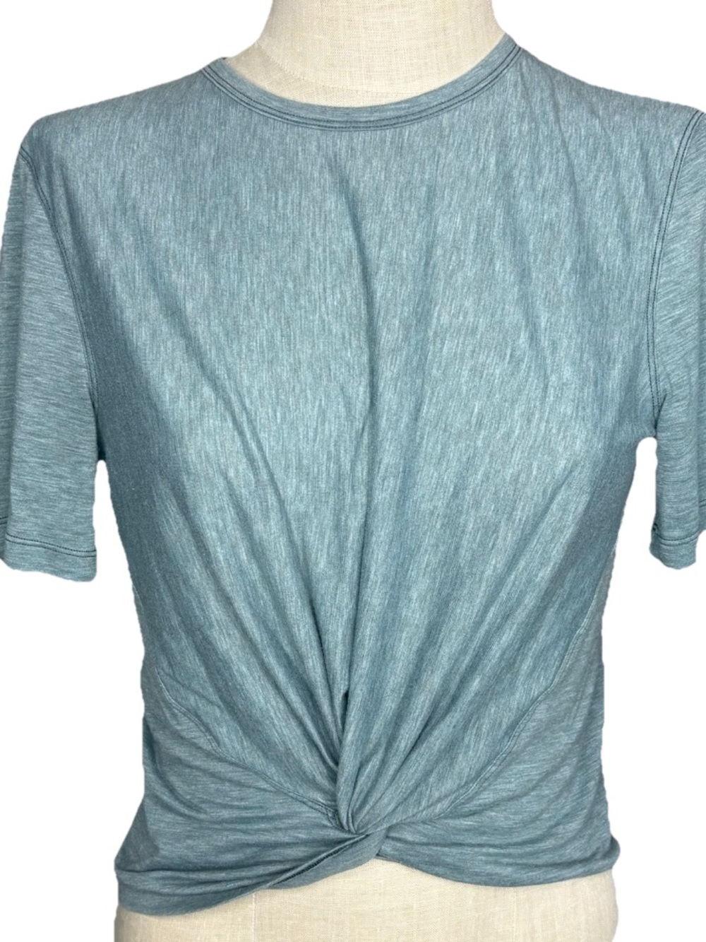 Lululemon Green Short Sleeve Crescent Twist Tee